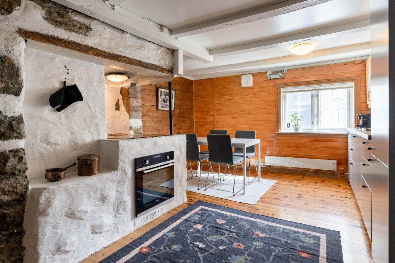 Apartment Historical In The Heart Of The Old Town Stavanger