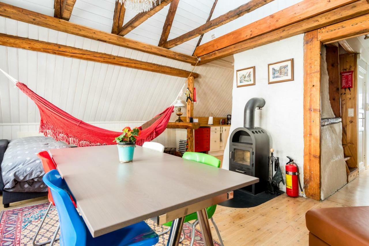 Historical In The Heart Of The Old Town Apartment