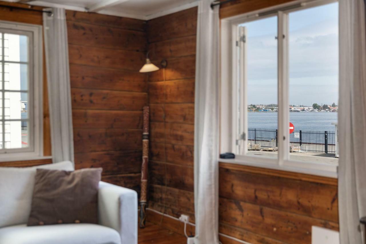 Historical In The Heart Of The Old Town Apartment